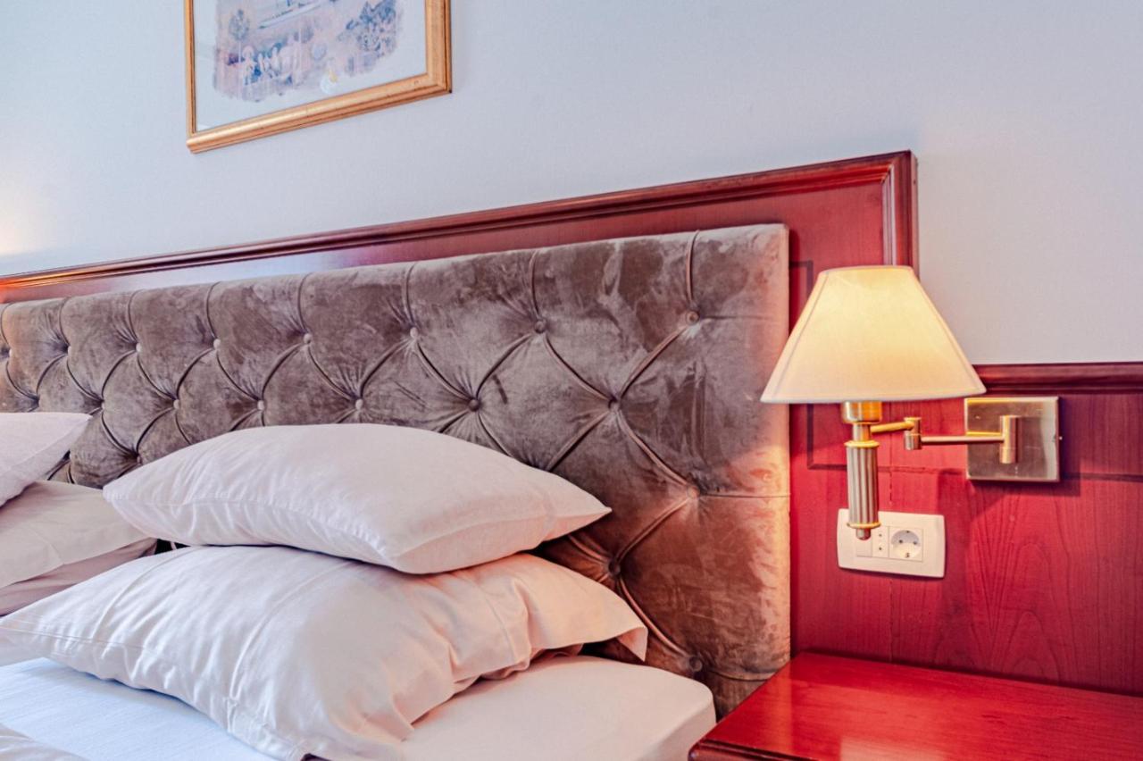 Hotel Dalmacija Vela Luka Ngoại thất bức ảnh