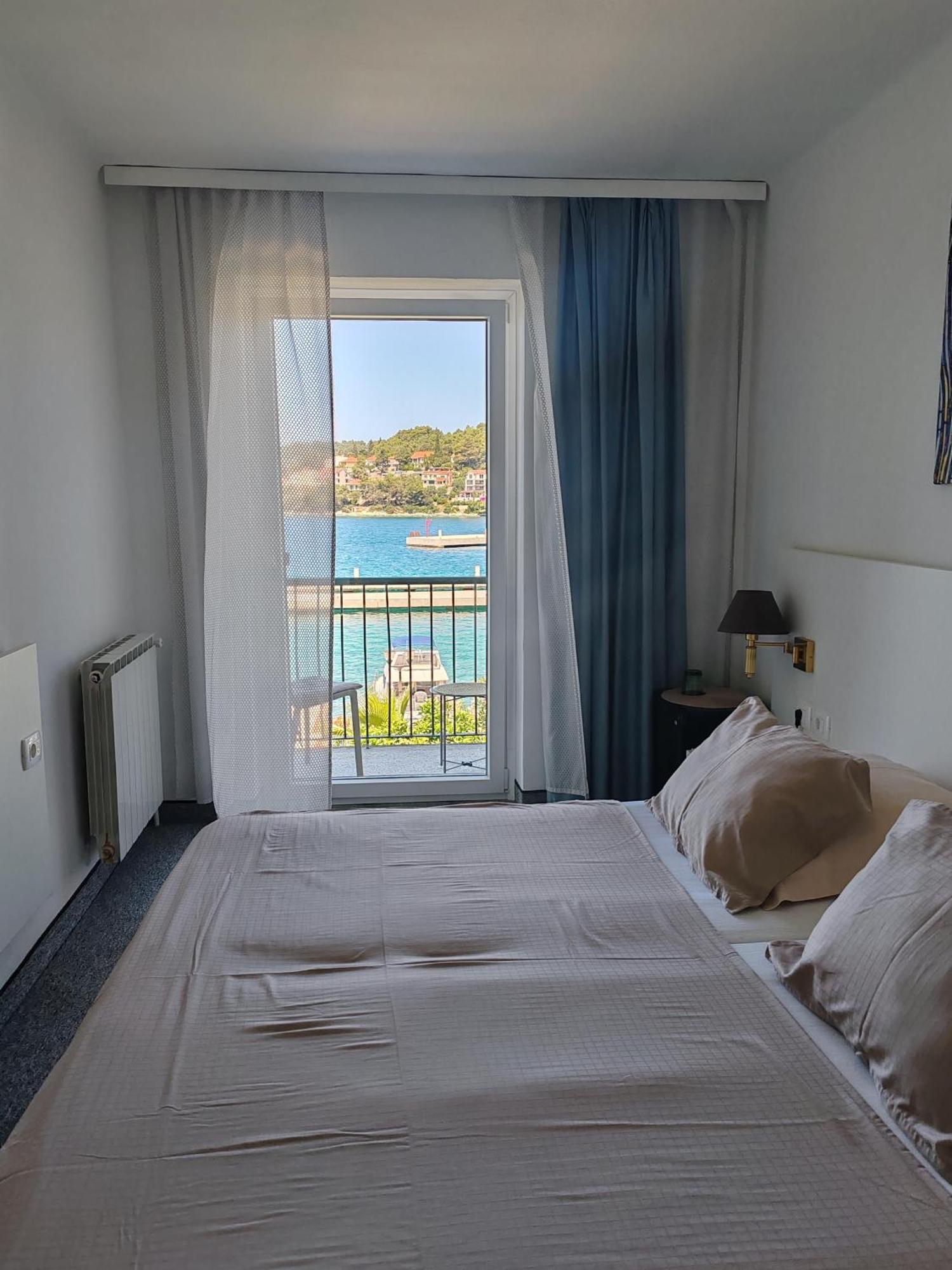 Hotel Dalmacija Vela Luka Ngoại thất bức ảnh